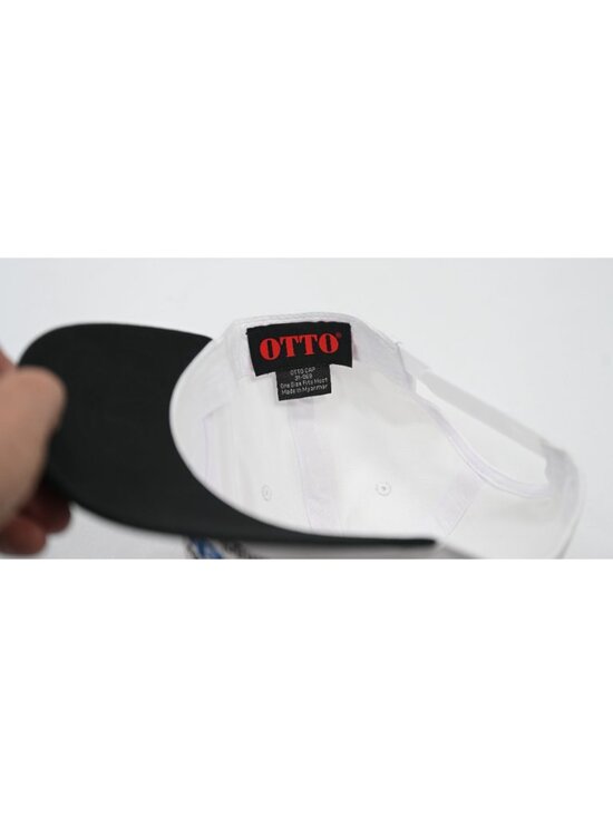 Otto Embroidered Hat in White Black